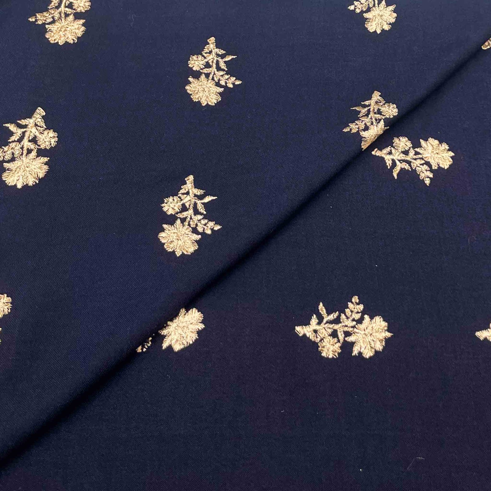 Khaddar Embroidery D26D146