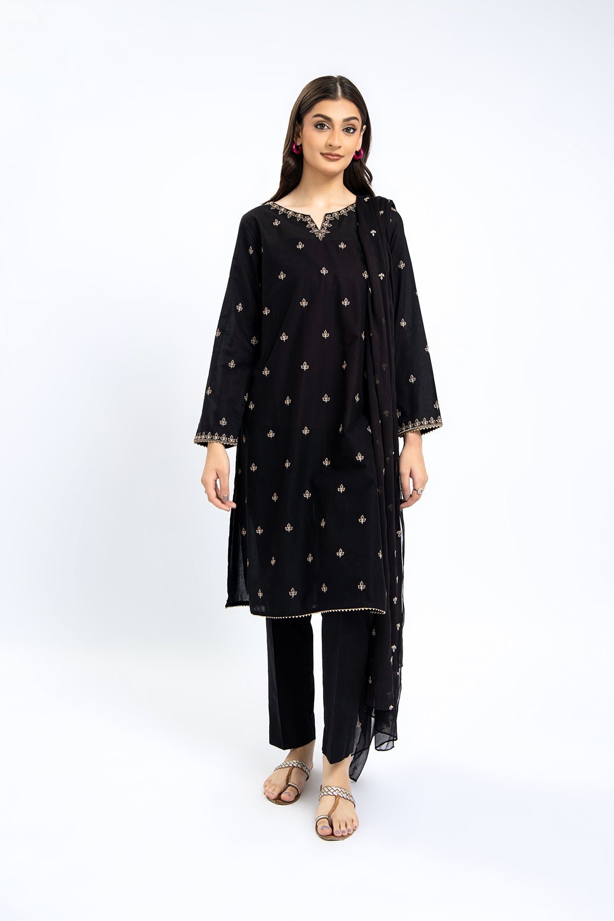 PRET EMBROIDERED LAWN 3 PCS