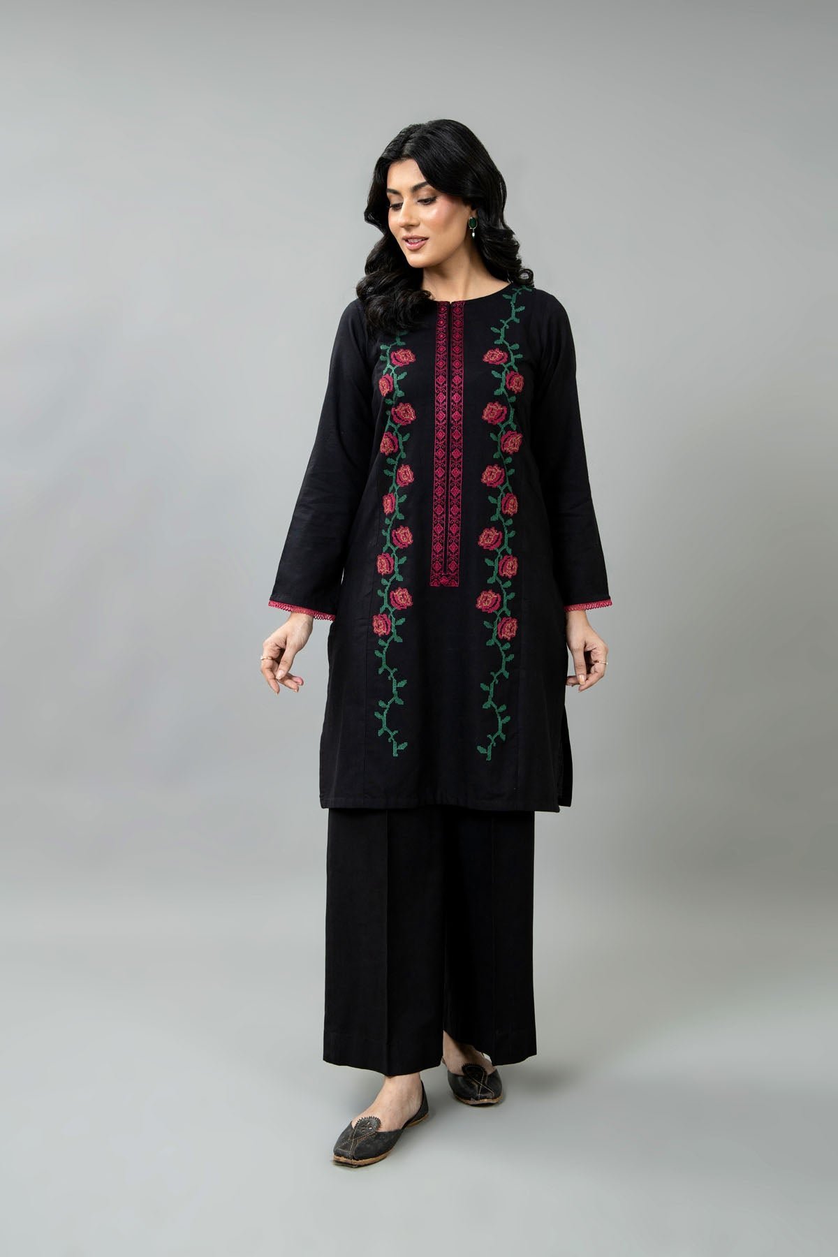 PRET EMBROIDERED SLUB KHADDAR 1 PCS