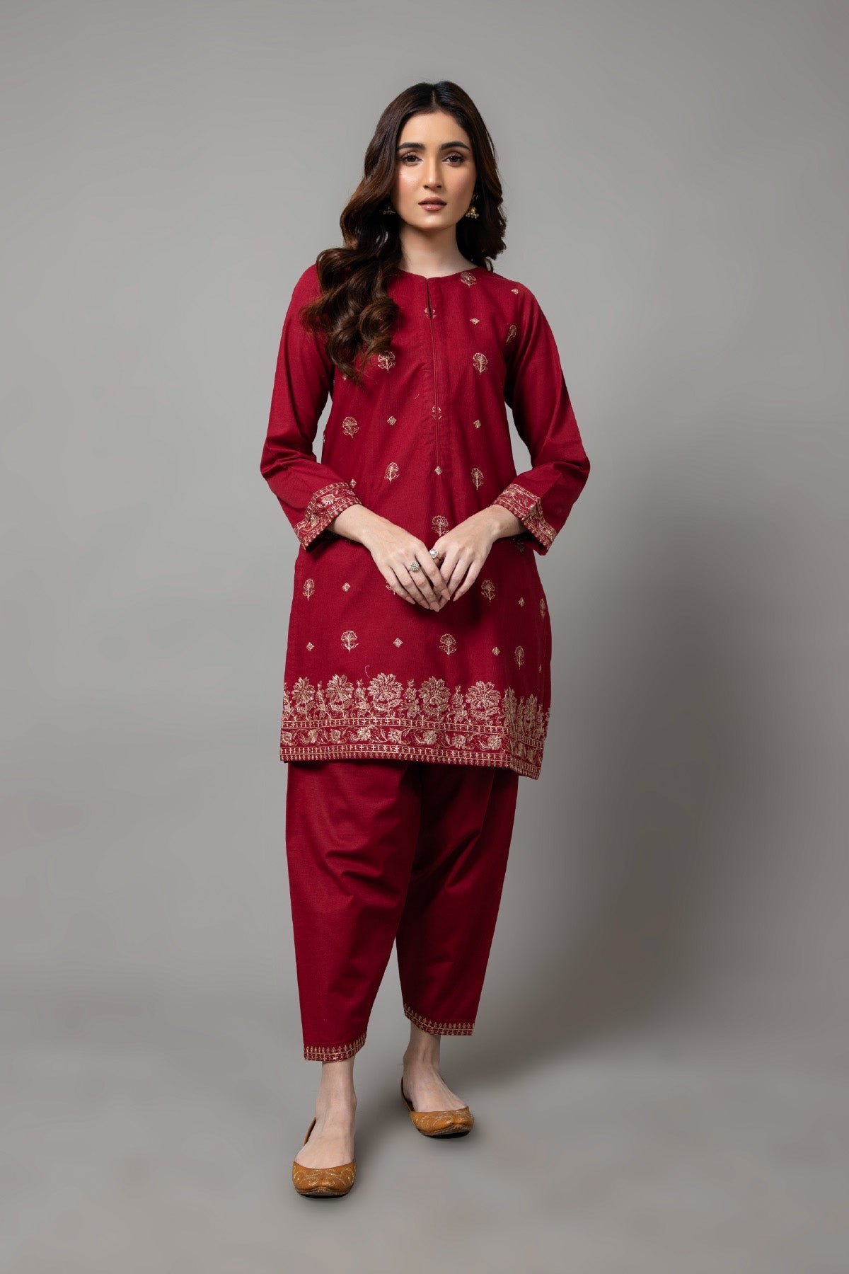PRET EMBROIDERED SLUB KHADDAR 2 PCS